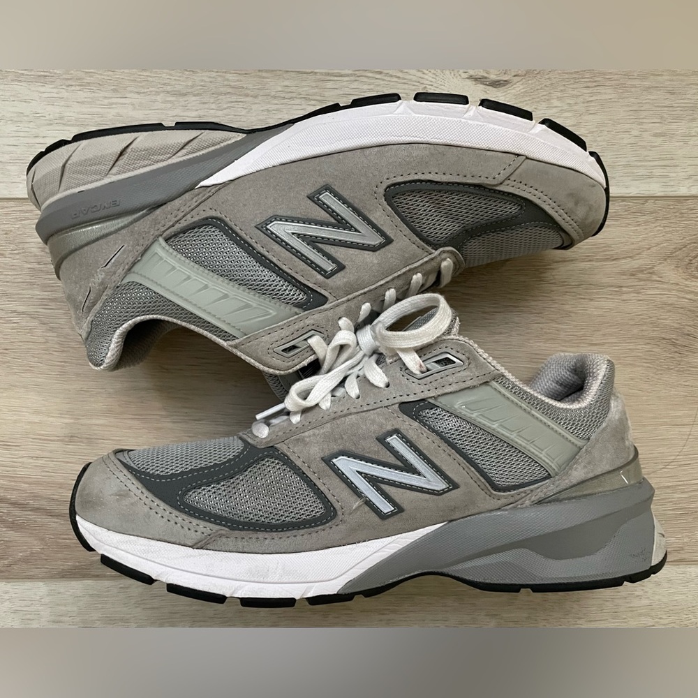 New Balance 990 V5 Grey/Castlerock Men’s Size 9 Used